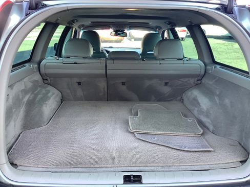 Used 2004 Volvo XC70 image 13