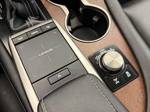 Used 2022 Lexus RX 350L Premium image 34