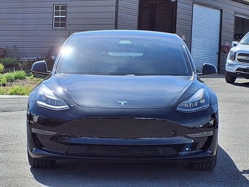 Used 2021 Tesla Model 3 Standard Range Plus image 2