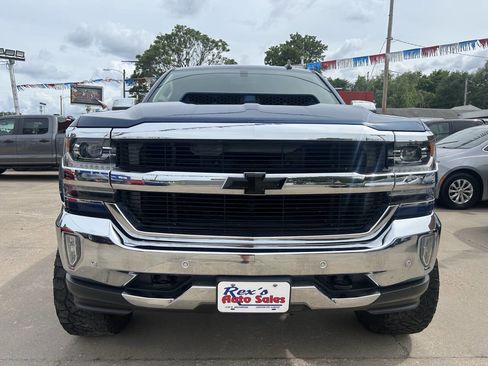 Used 2017 Chevrolet Silverado 1500 LTZ w/ LTZ Plus Package AWD/4WD image 3