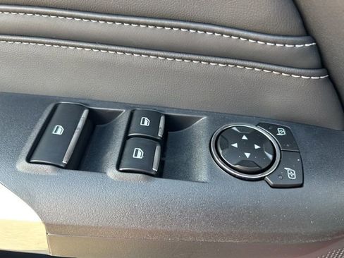 New 2025 Ford Mustang Premium image 23