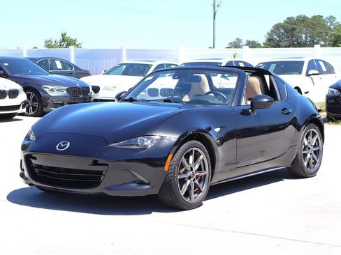 Used 2017 MAZDA MX-5 Miata RF Grand Touring RWD image 4