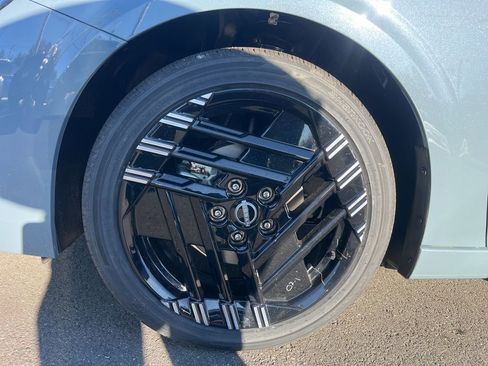 New 2026 Nissan Sentra SR w/ SR Premium Package FWD image 16