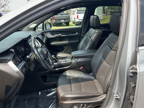 Used 2023 Cadillac XT5 Premium Luxury AWD/4WD image 13