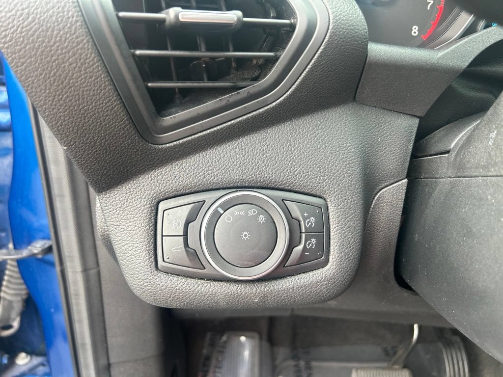 Used 2018 Ford Escape SE w/ Ford Safe & Smart Package FWD image 21