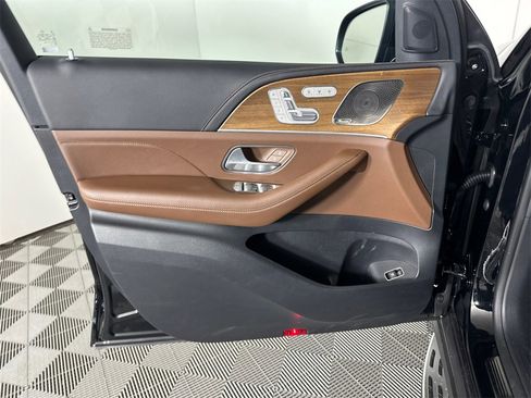 Certified 2024 Mercedes-Benz GLS 450 4MATIC w/ AMG Line Exterior image 10