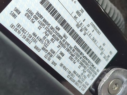 Certified 2023 Ford Escape Platinum image 38