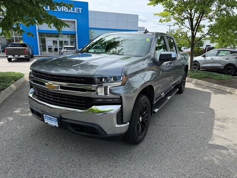 Used 2021 Chevrolet Silverado 1500 LT AWD/4WD image 9