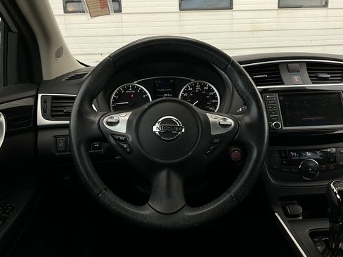 Used 2019 Nissan Sentra SV image 28
