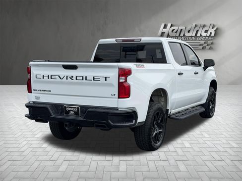Used 2025 Chevrolet Silverado 1500 LT Trail Boss w/ Convenience Package II AWD/4WD image 10