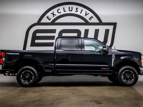 Used 2025 Ford F350 Lariat w/ Lariat Ultimate Package image 8