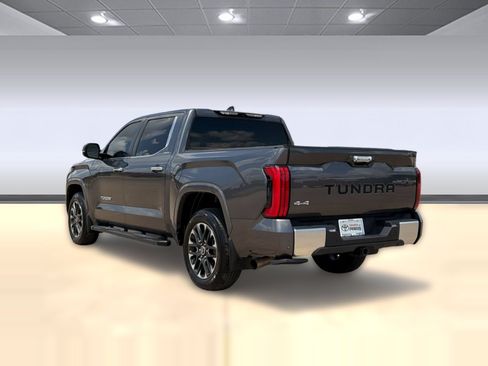 Used 2024 Toyota Tundra Limited w/ Power Package AWD/4WD image 3