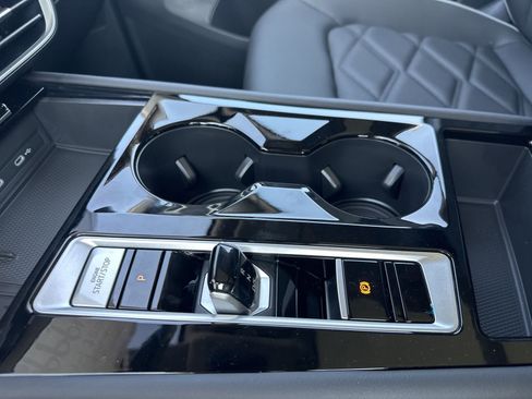 New 2026 Volkswagen Atlas Peak Edition image 25