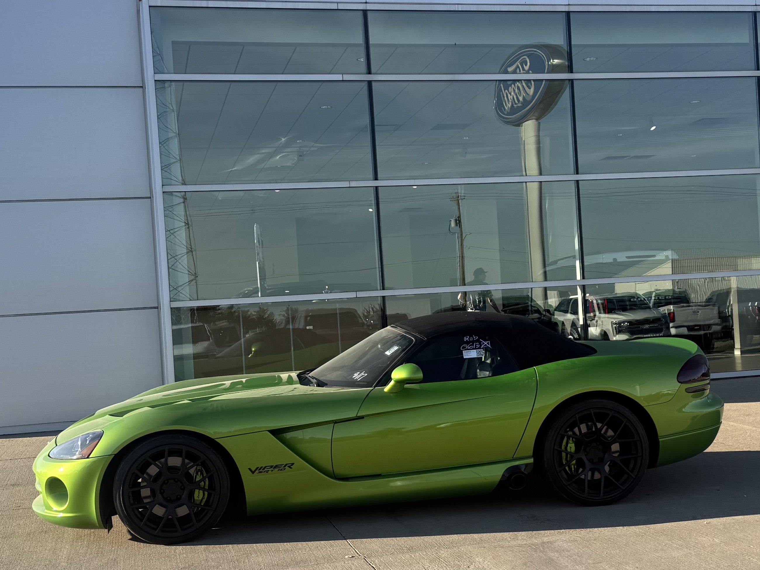 Used 2008 Dodge Viper SRT-10 RWD image 3