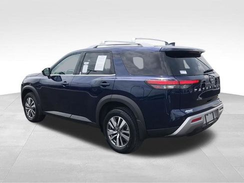 Certified 2023 Nissan Pathfinder SL AWD/4WD image 6
