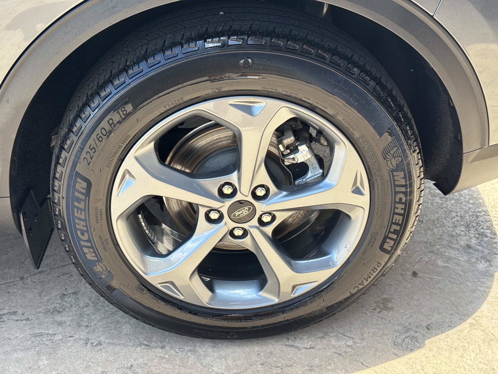 Used 2025 Ford Escape ST-Line FWD image 21