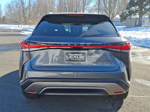 Used 2025 Lexus RX 350 Premium image 5