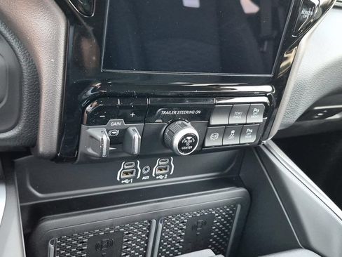 New 2026 RAM 3500 Lone Star AWD/4WD image 23