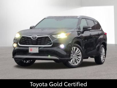 Certified 2026 Toyota Highlander Platinum