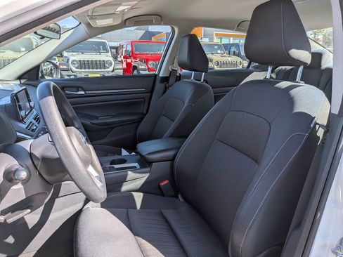 Used 2022 Nissan Altima 2.5 S image 10