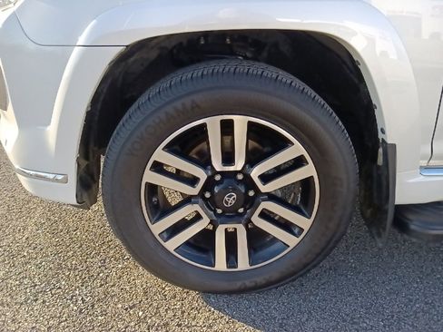 Used 2020 Toyota 4Runner Limited image 10