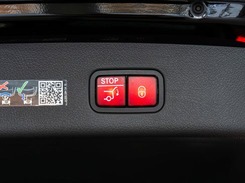 New 2025 Mercedes-Benz GLC 63 AMG S image 34