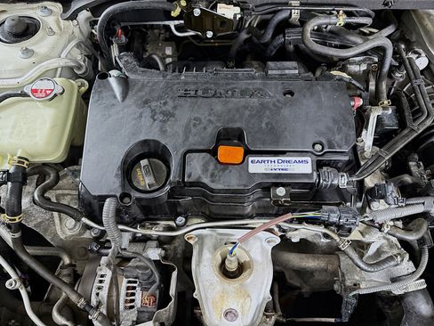 Used 2019 Honda Civic Sport image 39