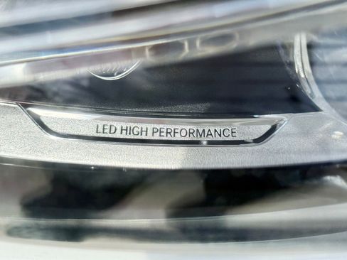 Used 2016 Mercedes-Benz C 300 4MATIC Sedan image 20