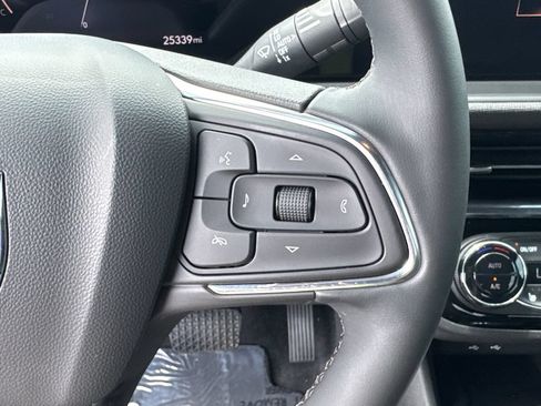 Used 2024 Buick Envista Sport Touring w/ Convenience I Package FWD image 28