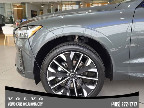 New 2026 Volvo XC60 B5 Ultra w/ Protection Package Premier AWD/4WD image 6