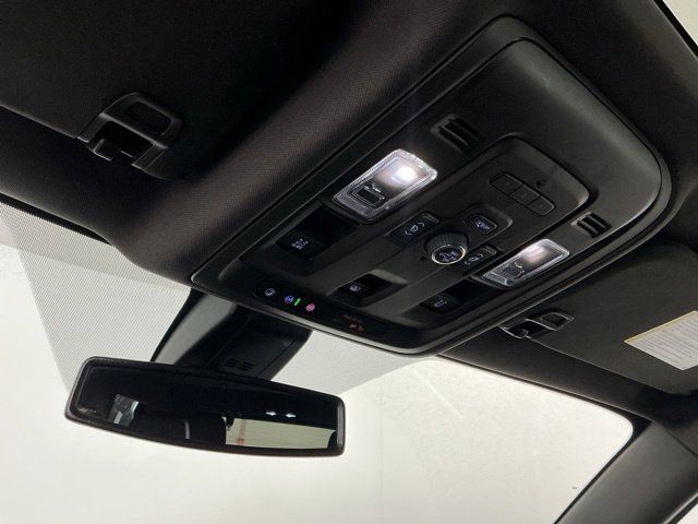 Used 2022 GMC Yukon Denali AWD/4WD image 22