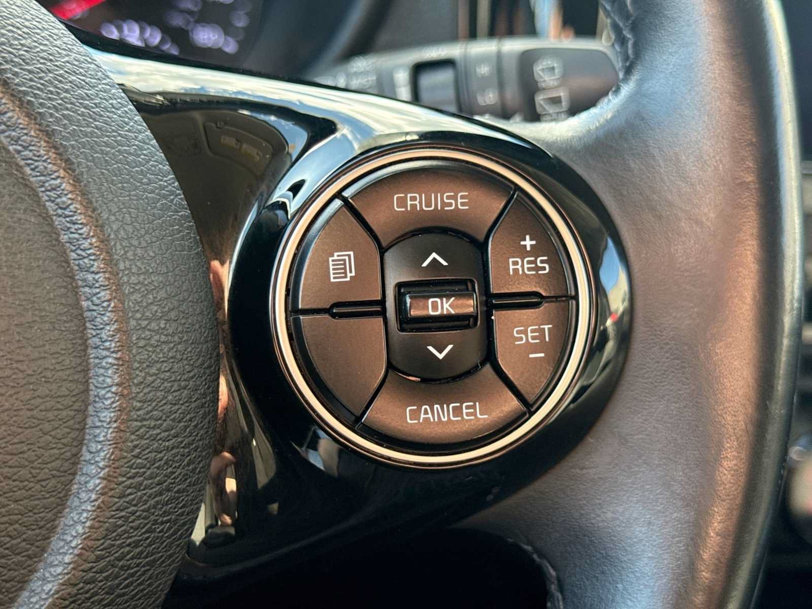 Used 2022 Kia Soul X-Line FWD image 23