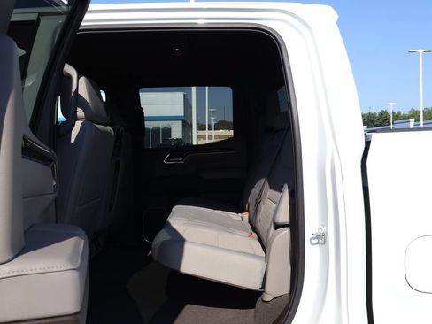 Used 2023 Chevrolet Silverado 1500 LT w/ Safety Package AWD/4WD image 28