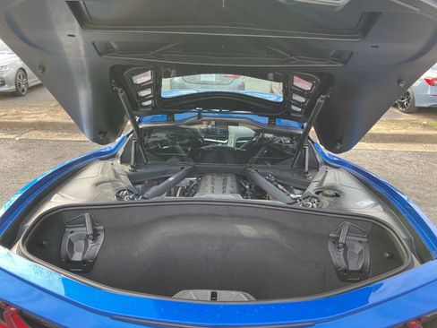 Used 2025 Chevrolet Corvette Stingray Premium Cpe w/ 3LT image 8