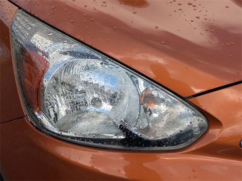 Used 2017 Mitsubishi Mirage ES image 10