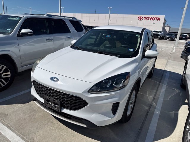 Used 2020 Ford Escape SE FWD image 2