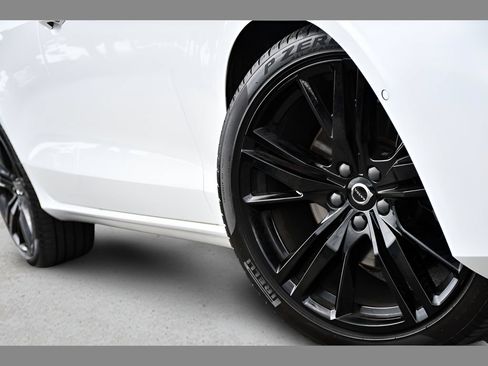 Certified 2023 Volvo S60 B5 Plus w/ Climate Package AWD/4WD image 11