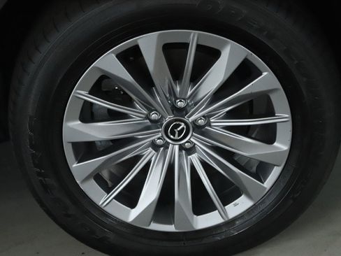 Certified 2024 MAZDA CX-90 Plug-In Hybrid w/ Preferred image 10