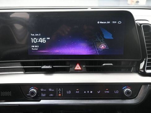 Used 2024 Kia Sportage EX FWD image 11