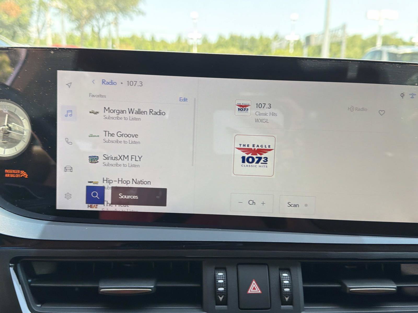 Used 2025 Lexus ES 350 w/ Premium Package FWD image 20
