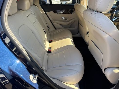 Used 2021 Mercedes-Benz GLC 300 image 15