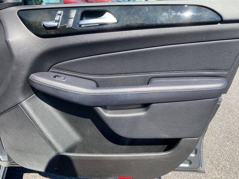 Used 2018 Mercedes-Benz GLE 350 4MATIC w/ Premium 1 Package image 33