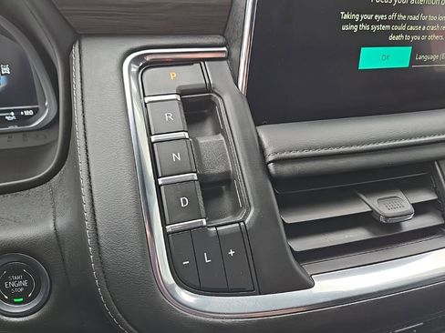 Used 2024 Chevrolet Suburban LT image 49