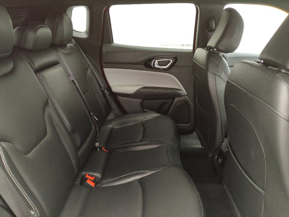 Used 2025 Jeep Compass Limited AWD/4WD image 19