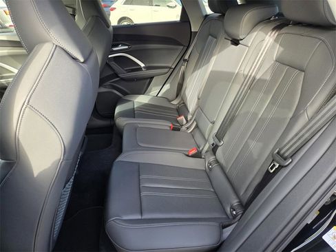 New 2025 Audi Q5 Premium Plus image 10