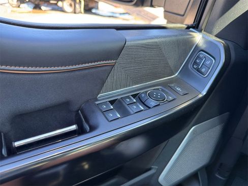 Certified 2024 Ford F350 Platinum image 21