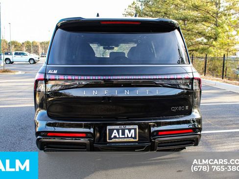 Used 2025 INFINITI QX80 Autograph image 10