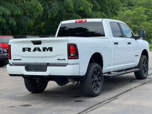 Used 2025 RAM 2500 Big Horn AWD/4WD image 45