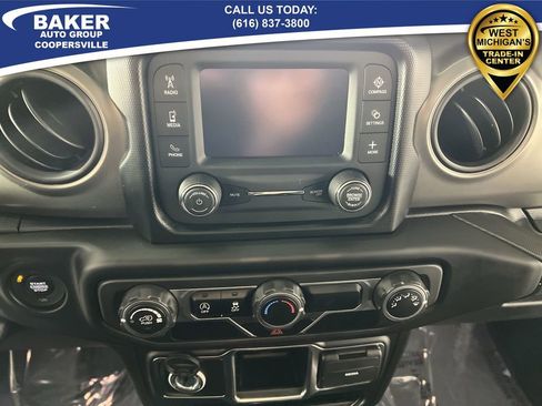 Used 2022 Jeep Wrangler Sport image 12