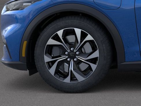 New 2026 Ford Mustang Mach-E Select w/ Comfort Package RWD image 19